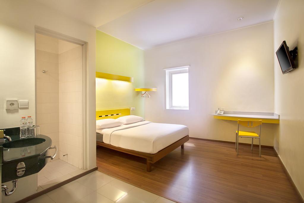 Ibis Budget Jakarta Cikini Eksteriør billede