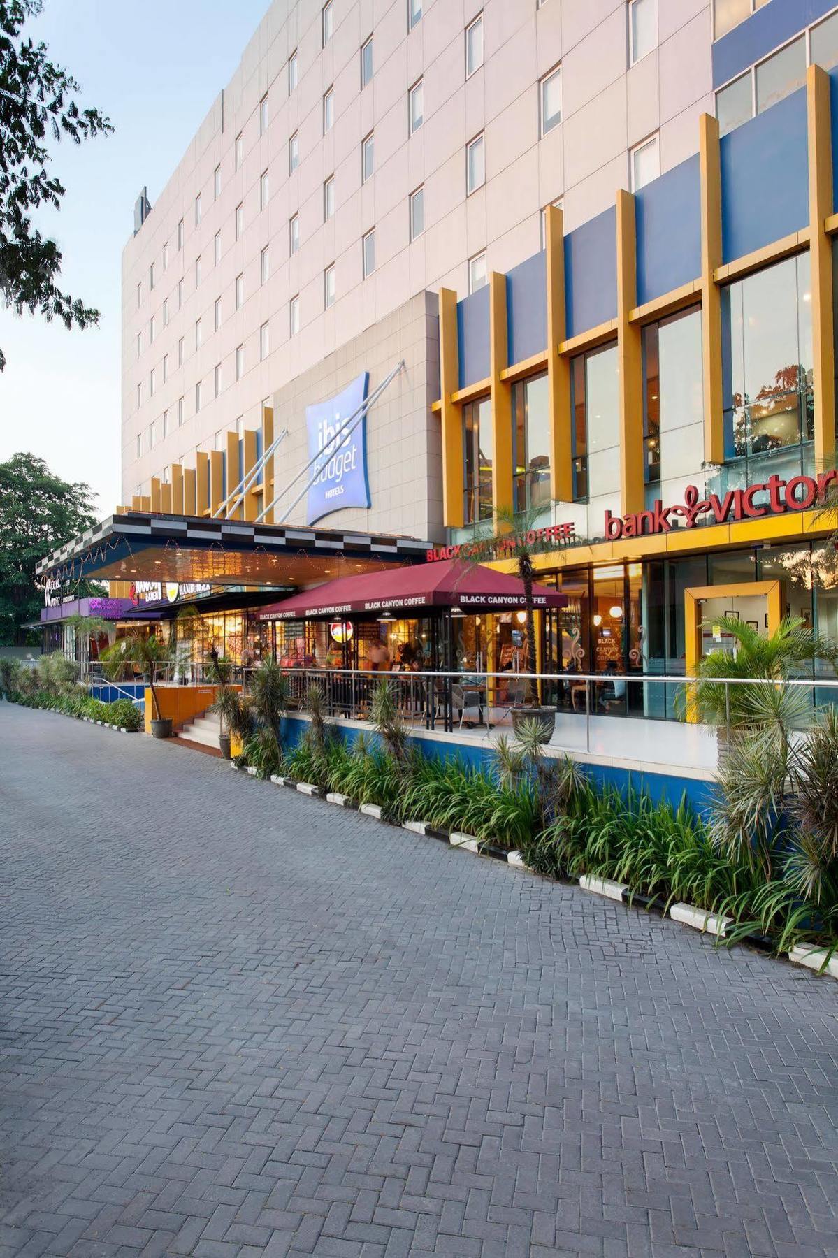 Ibis Budget Jakarta Cikini Eksteriør billede
